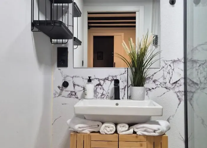 Impresionante Apartamento Industrial Wifi Gratis Hasta 4 Os Encantara * Valencia